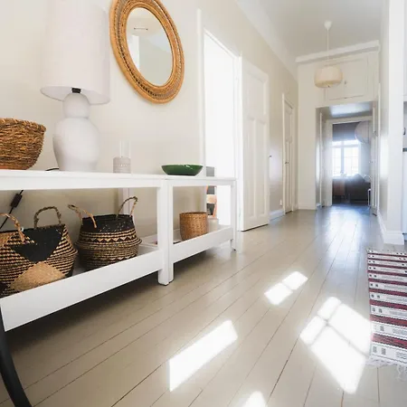 Postmaster's Chamber Raasepori